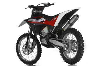 Картинка мотоциклы husqvarna