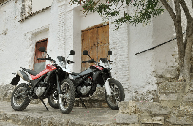 Обои картинки фото мотоциклы, husqvarna