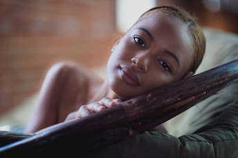 Картинка девушки -unsort+ лица +портреты макияж поза модель мулатка темнокожая портрет лицо девушка брюнетка