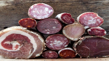 Картинка еда колбасные+изделия колбаса ассорти