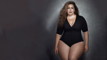 Картинка флавия+ласерда девушки fluvia+lacerda fluvia lacerda plus size model флавия ласерда модель размера плюс
