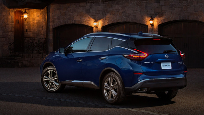 Обои картинки фото 2019 nissan murano platinum awd, автомобили, nissan, datsun, 2019, синий, джип, фонари, ниссан, вечер, кроссовер, awd, platinum, murano