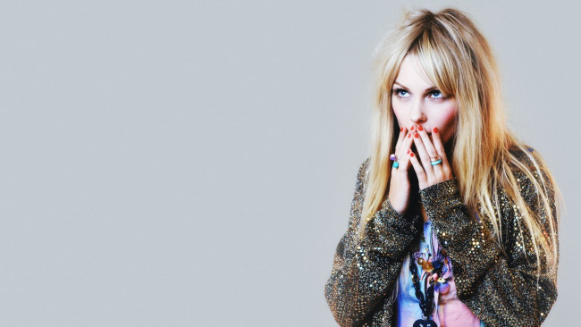 Обои картинки фото the-asteroids-galaxy-tour, музыка, the asteroids galaxy tour, женщина