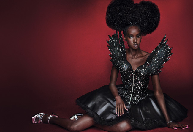 Обои картинки фото anok yai, девушки, - темнокожие, anok, yai, девушка, мулатка, темнокожая, чернокожая, модель, красотка, макияж, взгляд, поза, стройная, сексуальная, фигура