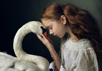 обоя разное, дети, девочка, лебедь