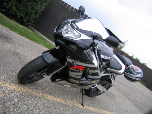 Картинка suzuki gsx мотоциклы