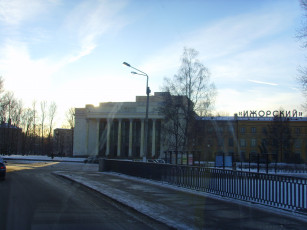 Картинка города здания дома