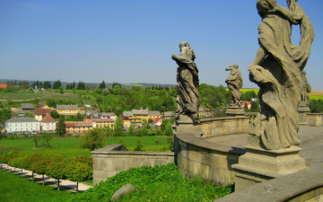 Картинка разное рельефы статуи музейные экспонаты дома терраса