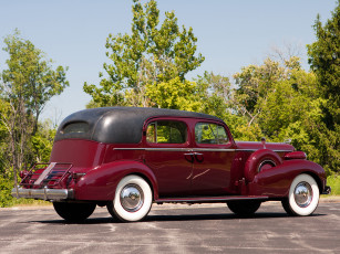 обоя автомобили, классика, sedan, formal, fleetwood, v12, 85, series, cadillac