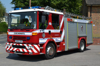 Картинка автомобили пожарные+машины автомобиль пожарный спецтехника красный колеса дорога