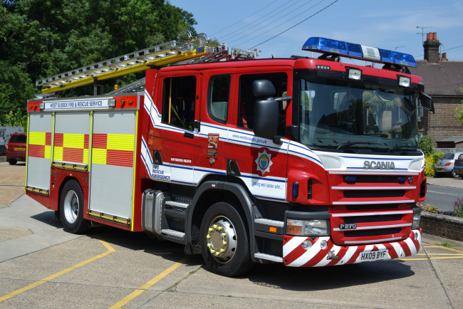 Обои картинки фото автомобили, пожарные машины, автомобиль, пожарный, спецтехника