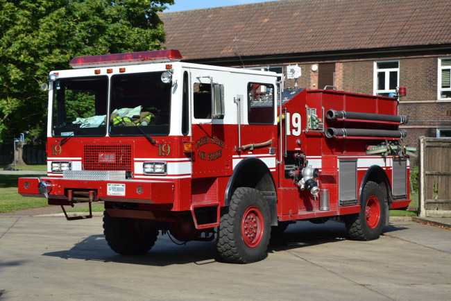 Обои картинки фото автомобили, пожарные машины, автомобиль, пожарный, спецтехника