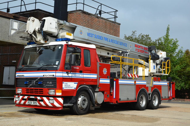 Обои картинки фото автомобили, пожарные машины, автомобиль, пожарный, спецтехника