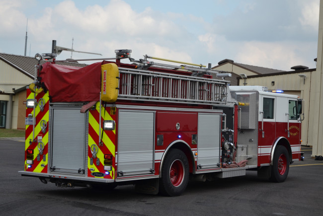 Обои картинки фото автомобили, пожарные машины, автомобиль, пожарный, спецтехника