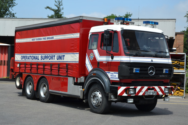 Обои картинки фото автомобили, пожарные машины, спецтехника, пожарный, автомобиль