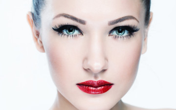 Картинка девушки -unsort+ лица +портреты модель белый фон макияж девушка лицо взгляд