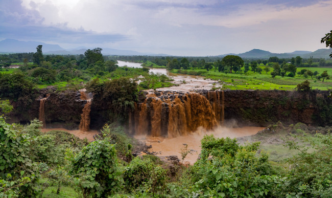 Обои картинки фото природа, водопады, лес, река, водопад