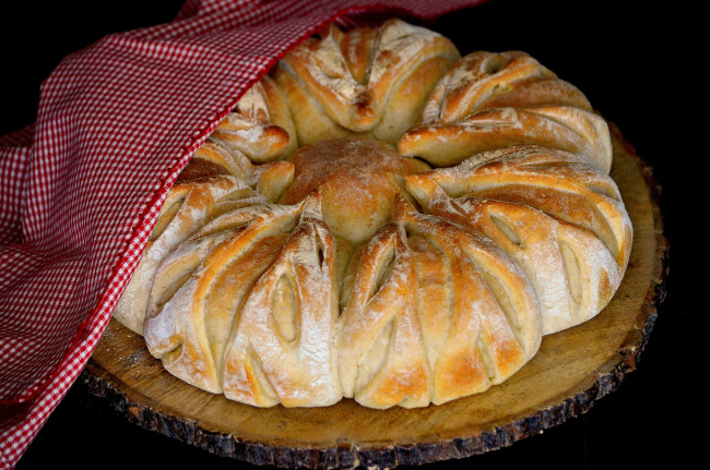 Обои картинки фото еда, хлеб,  выпечка, снедь