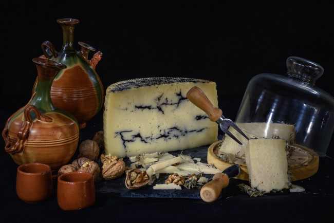 Обои картинки фото еда, сырные изделия, снедь