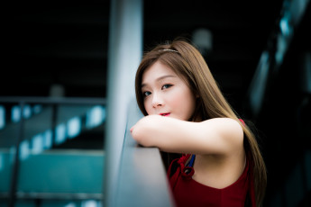 Картинка девушки -unsort+ азиатки топ ограждение лицо шатенка