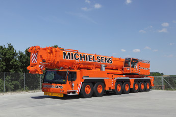 Картинка техника краны liebherr