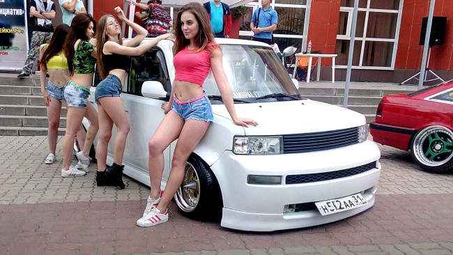 Обои картинки фото автомобили, -авто с девушками, красотки