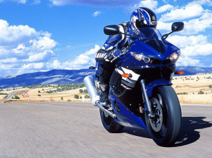 Картинка мотоциклы yamaha