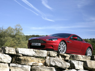 Картинка автомобили aston martin