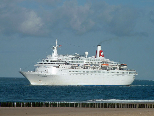 Обои картинки фото корабли, лайнеры