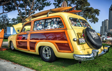 Картинка автомобили выставки+и+уличные+фото пикап поляна