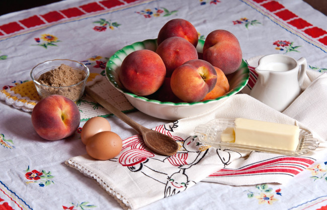 Обои картинки фото еда, разное, яйца, масло, молоко, персики
