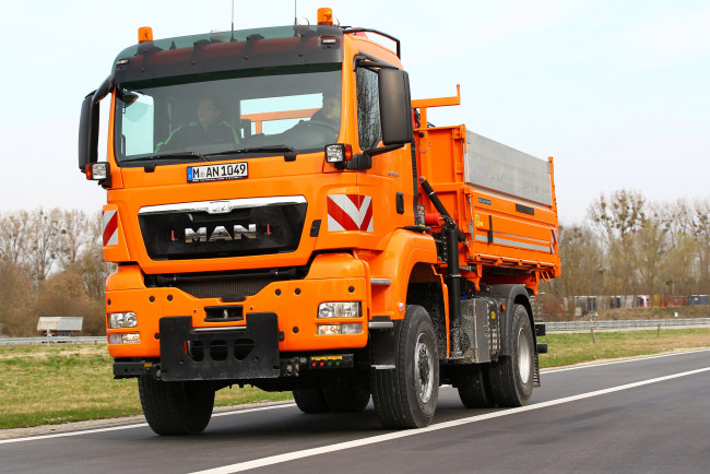 Обои картинки фото автомобили, man, tgx, se, автобусы, грузовые, германия, двигатели