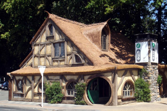 Картинка города -+здания +дома паб