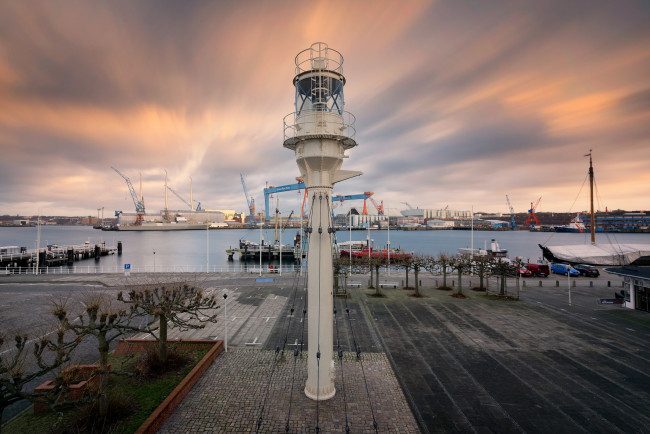 Обои картинки фото корабли, порты ,  причалы, гавань