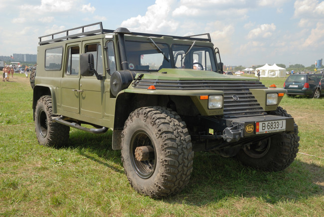 Обои картинки фото вездеход бархан, автомобили, выставки и уличные фото, внедорожник, автомобиль, бархан, вездеход, спецтехника
