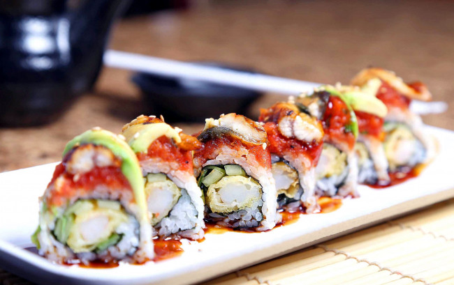 Обои картинки фото еда, рыба,  морепродукты,  суши,  роллы, японская, кухня, роллы