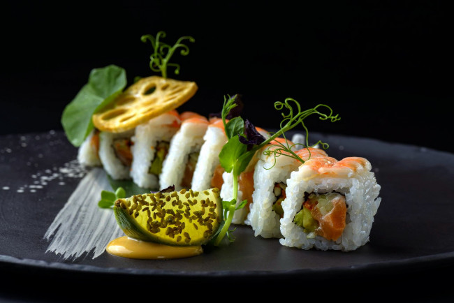 Обои картинки фото еда, рыба,  морепродукты,  суши,  роллы, японская, кухня, роллы