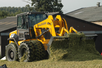 Картинка техника тракторы ahlmann