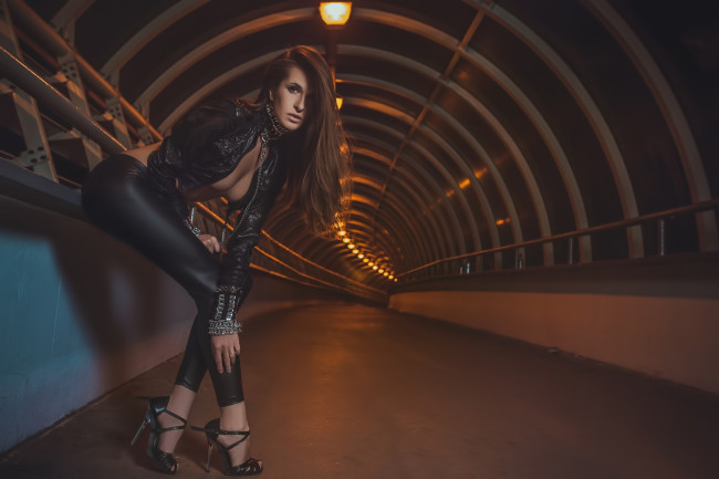 Обои картинки фото девушки, - брюнетки,  шатенки, девушка, красивая, супер, секси, няша, нежная, классная, модница, лапочка, мадам