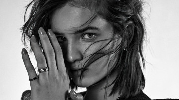 Картинка девушки -+лица +портреты lisa vicari лицо руки