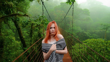 Картинка девушки -+рыжеволосые+и+разноцветные мост рыженькая