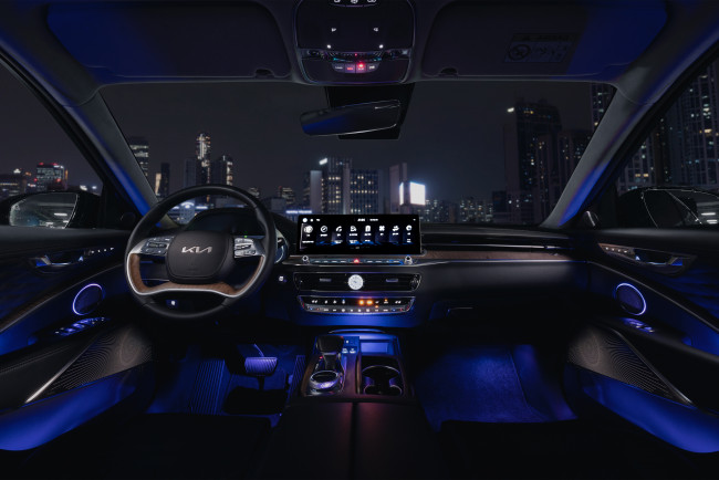 Обои картинки фото автомобили, спидометры, торпедо, kia