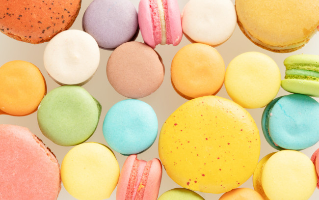 Обои картинки фото еда, макаруны, лакомство, печенье, ассорти