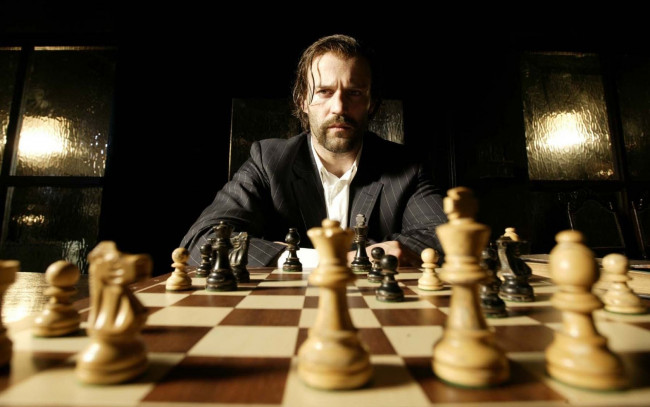 Обои картинки фото revolver, кино, фильмы