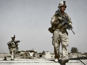 Картинка оружие армия спецназ bailey модель брюнетка ню xxx army soldiers