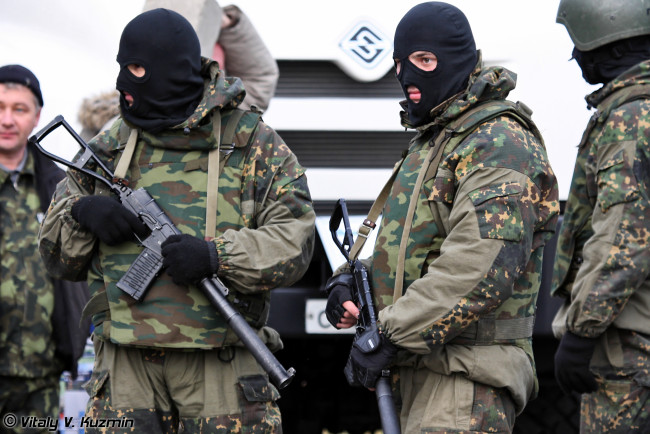 Обои картинки фото оружие, армия, спецназ, colette, d, xxx, модель, шатенка, ню, army, soldiers