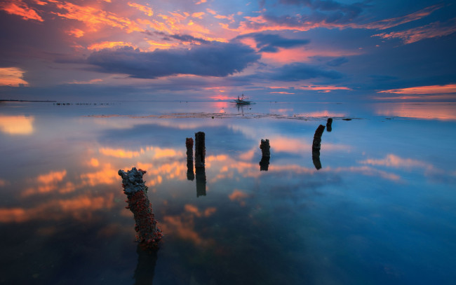 Обои картинки фото природа, реки, озера, голубизна, закат, озеро