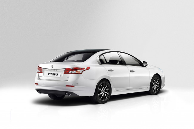 Обои картинки фото автомобили, renault, 2013г, latitude