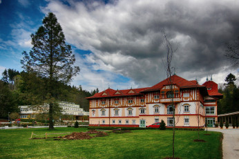 Картинка города -+здания +дома дом загородный