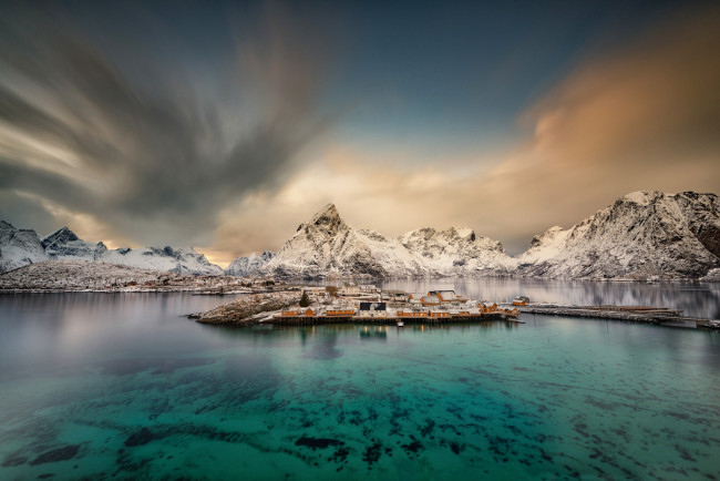 Обои картинки фото города, - пейзажи, горы, норвегия, фьорд, городок